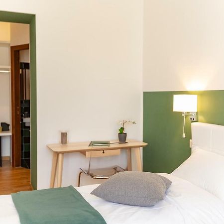 Lombardia40 Luxury Suites ローマ エクステリア 写真