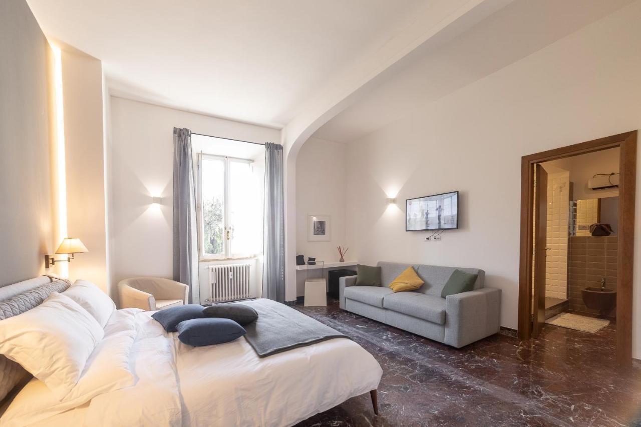 Lombardia40 Luxury Suites ローマ エクステリア 写真