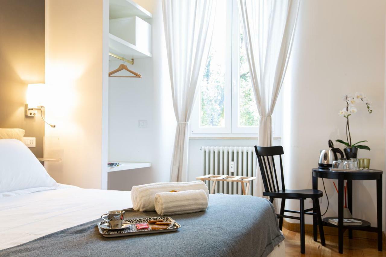 Lombardia40 Luxury Suites ローマ エクステリア 写真